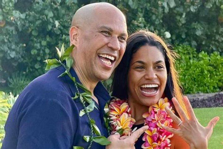 Who Is Timthetatman Wife Alexis? Net Worth From Youtube & Twitter Details