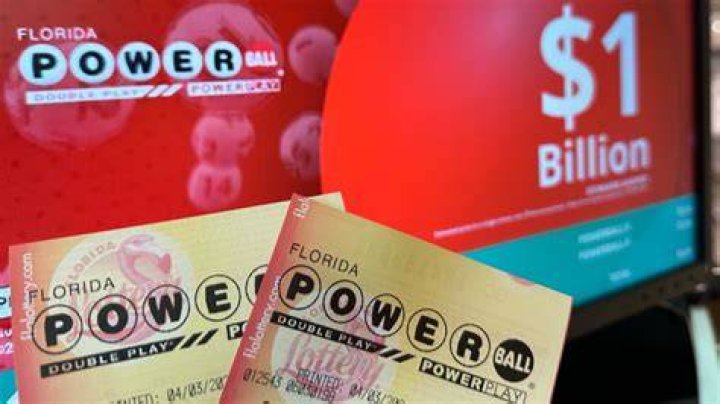 
Winning $494 Million Lottery Ticket Sold in Florida City Devastated by Hurricane Ian 