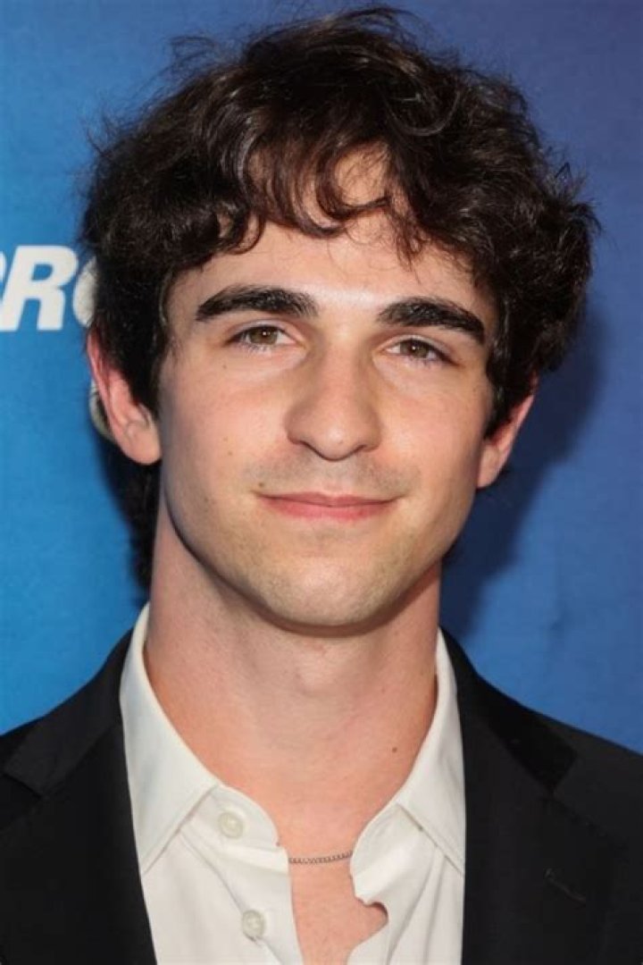Zachary Gordon Height, Weight, Net Worth, Age, Birthday, Wikipedia, Who, Nationality, Biography