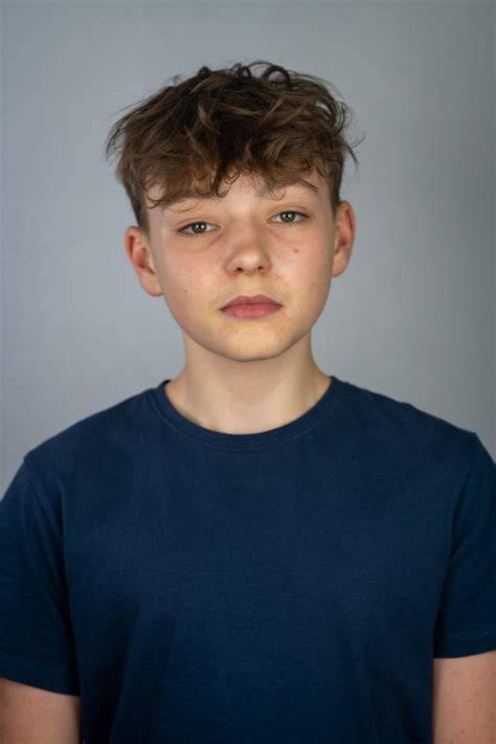 
Zak Rothera-Oxley Height, Weight, Net Worth, Age, Birthday, Wikipedia, Who, Nationality, Biography 